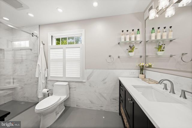 6709 PEMBERTON ST, Bethesda, MD 20817