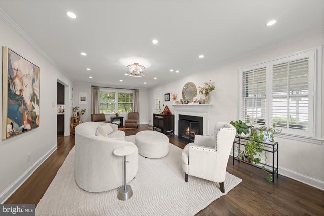 6709 PEMBERTON ST, Bethesda, MD 20817