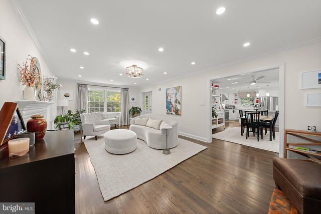 6709 PEMBERTON ST, Bethesda, MD 20817