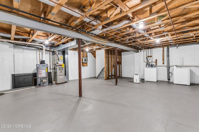 407 Deuce Drive, Wall, NJ 07719