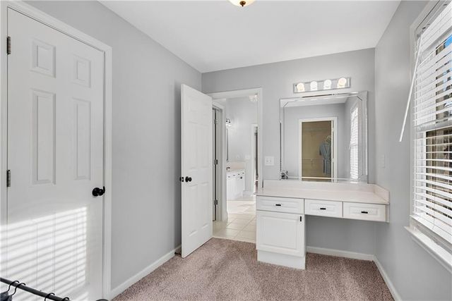 5589 Hedge Brooke NW Drive, Acworth, GA 30101