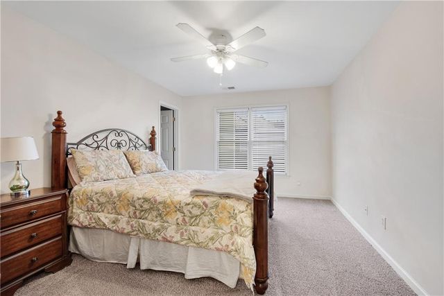 5589 Hedge Brooke NW Drive, Acworth, GA 30101