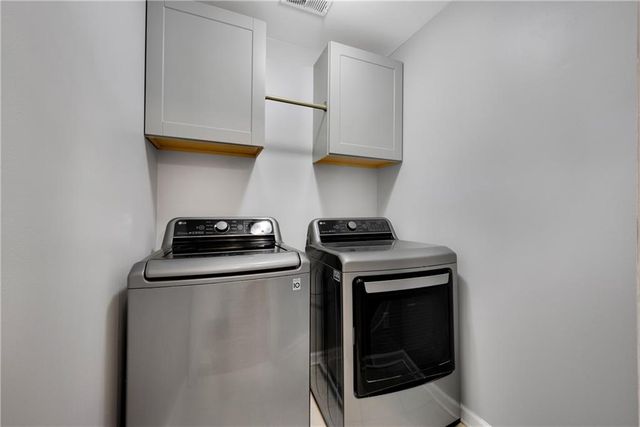 5589 Hedge Brooke NW Drive, Acworth, GA 30101