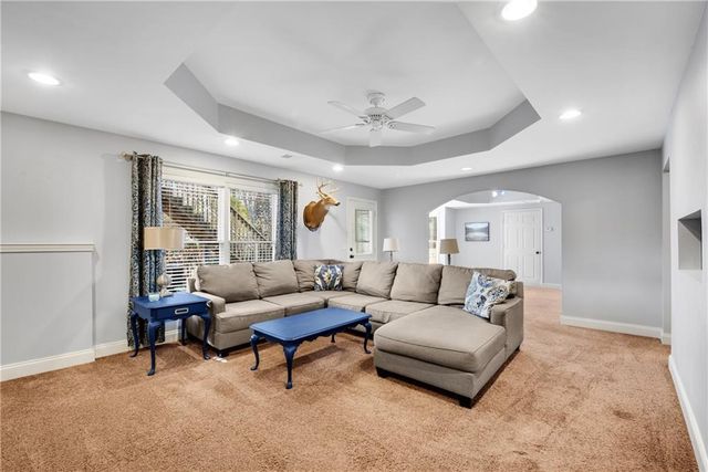 5589 Hedge Brooke NW Drive, Acworth, GA 30101