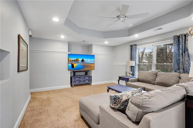 5589 Hedge Brooke NW Drive, Acworth, GA 30101