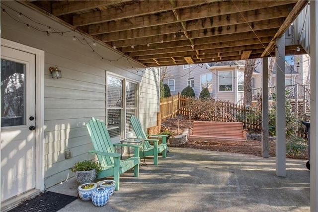 5589 Hedge Brooke NW Drive, Acworth, GA 30101