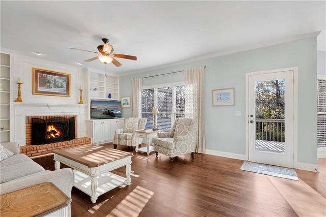 5589 Hedge Brooke NW Drive, Acworth, GA 30101