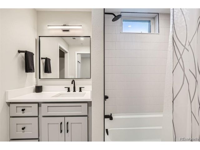 4025 Jason St 101, Denver, CO 80211