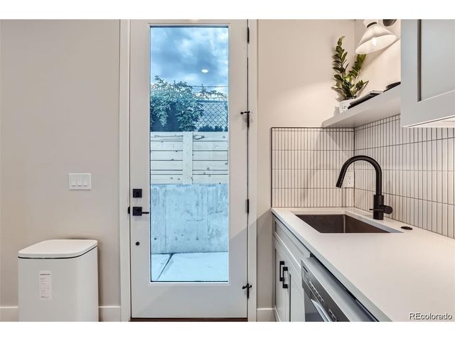 4025 Jason St 101, Denver, CO 80211