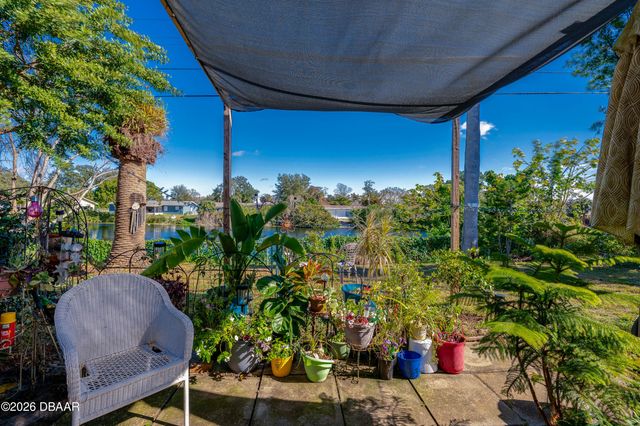 1325 Beacon Drive, Daytona Beach, FL 32117