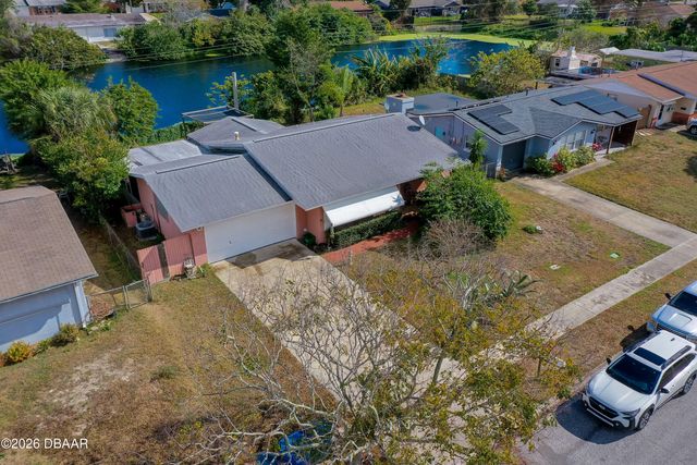 1325 Beacon Drive, Daytona Beach, FL 32117