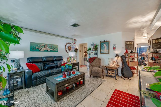 1325 Beacon Drive, Daytona Beach, FL 32117