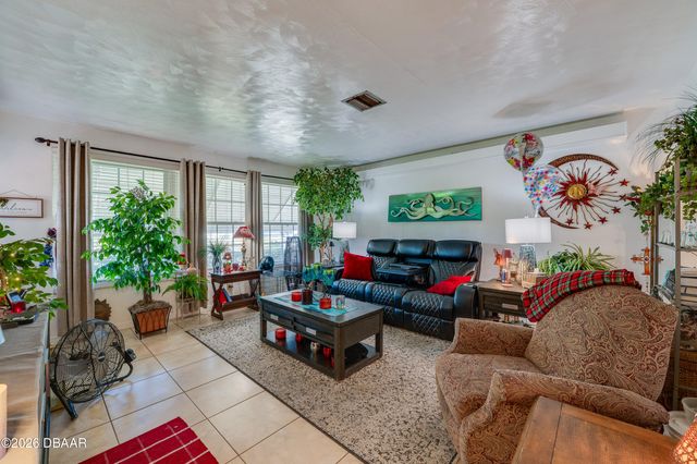 1325 Beacon Drive, Daytona Beach, FL 32117