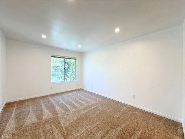 21500 Burbank 328, Woodland Hills, CA 91367