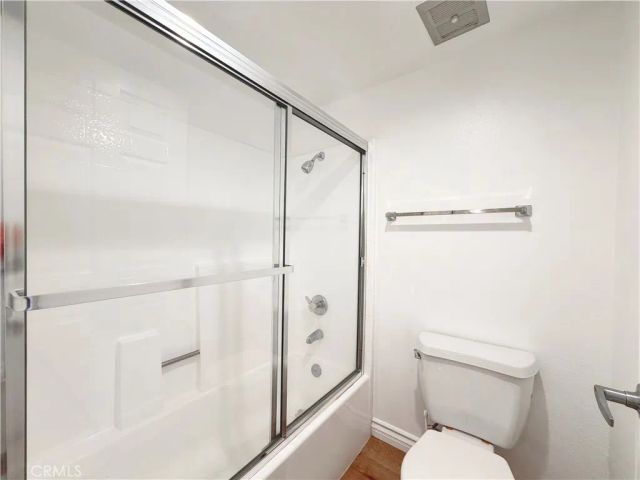 21500 Burbank 328, Woodland Hills, CA 91367