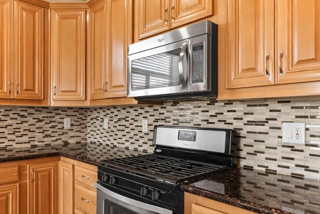 Image 9 of property listing at 317 Santa Paula 317, San Leandro, CA 94579