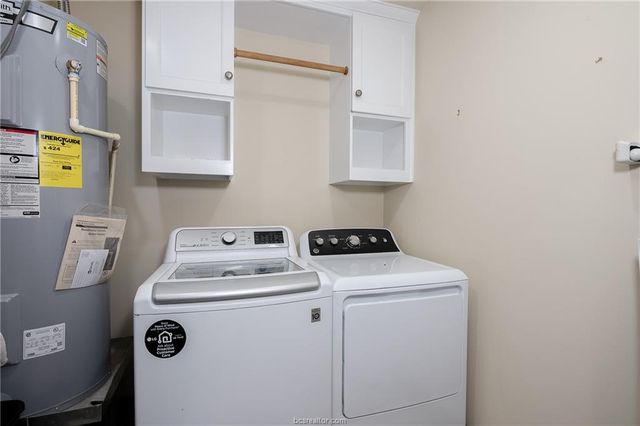 2302 Quail Run, College Station, TX 77845