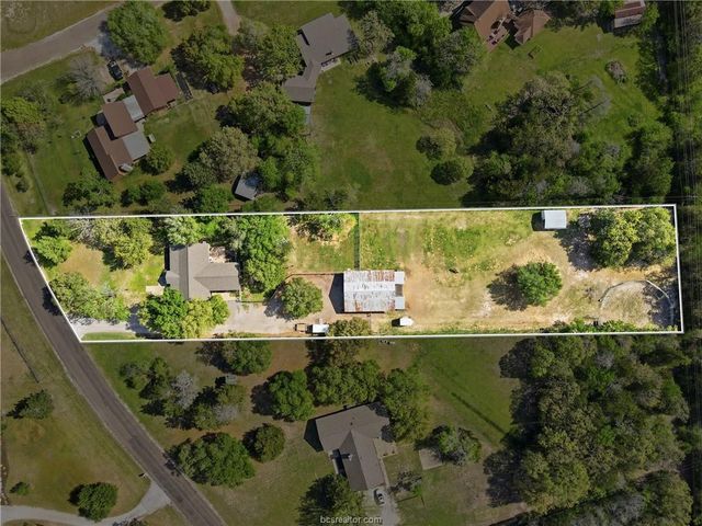 2302 Quail Run, College Station, TX 77845