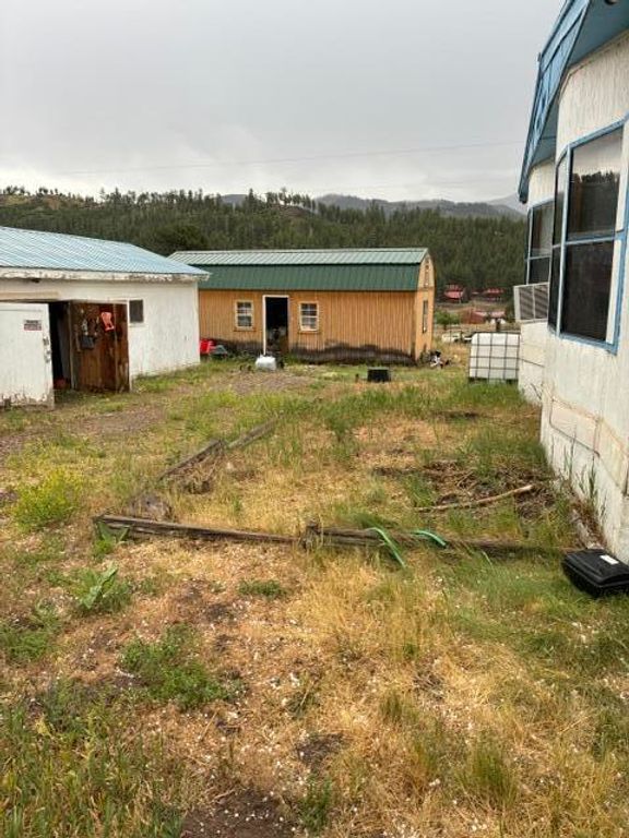 Image 6 of property listing at 20 Needle Place, Jemez Springs, NM 87025