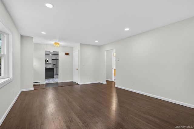 25 Kings Drive, Newburgh, NY 12589
