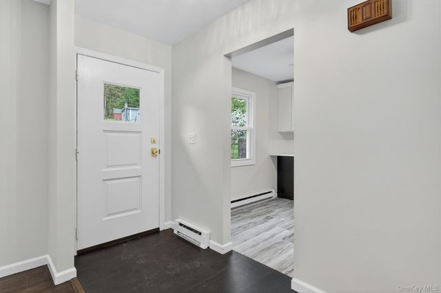 25 Kings Drive, Newburgh, NY 12589