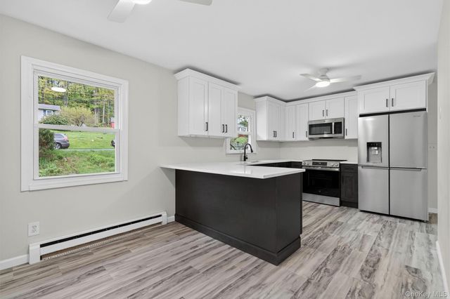 25 Kings Drive, Newburgh, NY 12589