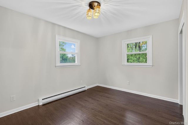 25 Kings Drive, Newburgh, NY 12589