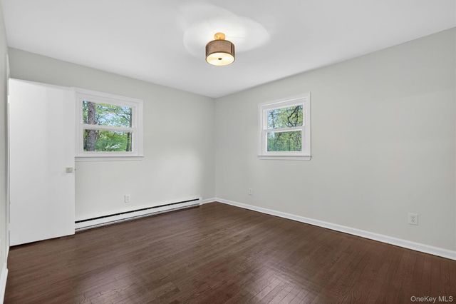 25 Kings Drive, Newburgh, NY 12589