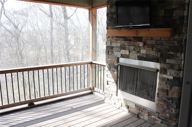 1768 Homestead Drive, Liberty, MO 64068