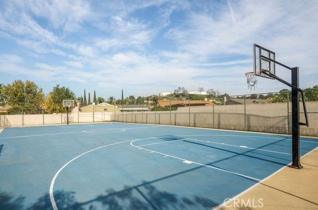 1903 S Summerplace 15, West Covina, CA 91792