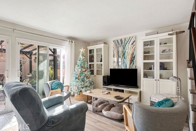 1903 S Summerplace 15, West Covina, CA 91792