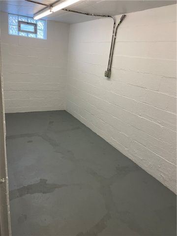 816 High St, Luzerne Twp, PA 15417