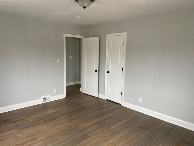 816 High St, Luzerne Twp, PA 15417