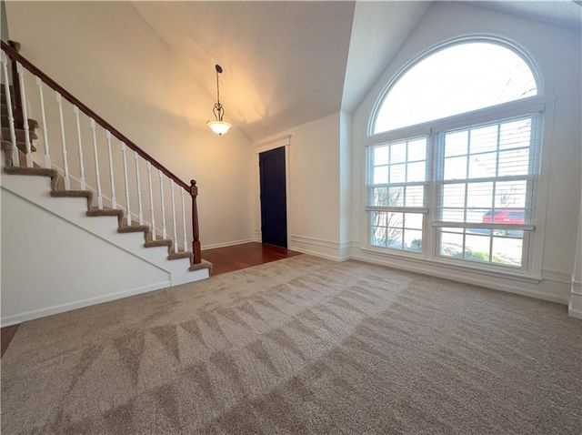 9029 W 127th Terrace, Overland Park, KS 66213