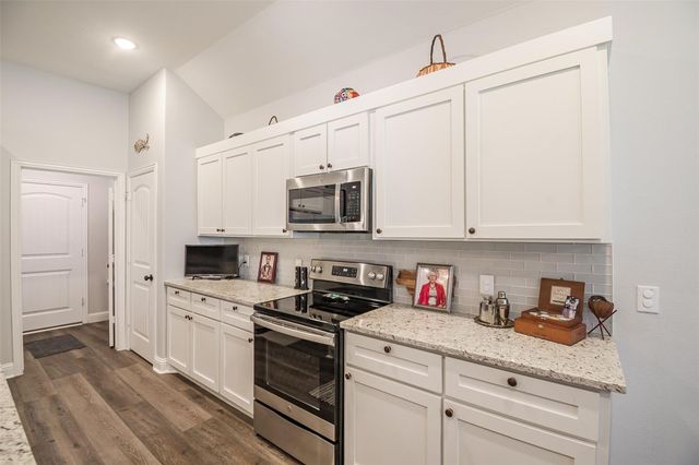 2655 Kathleen Avenue, Dallas, TX 75216
