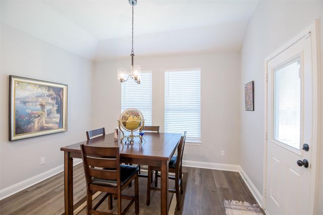2655 Kathleen Avenue, Dallas, TX 75216