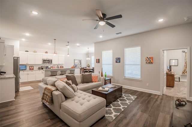 2655 Kathleen Avenue, Dallas, TX 75216