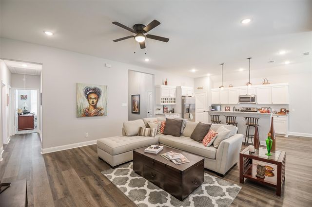 2655 Kathleen Avenue, Dallas, TX 75216