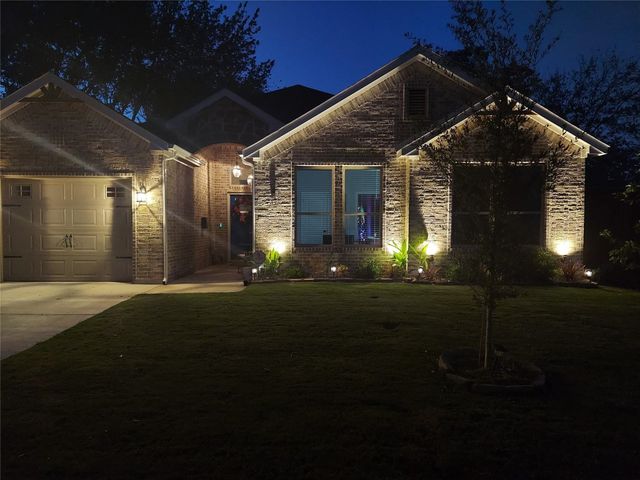 2655 Kathleen Avenue, Dallas, TX 75216