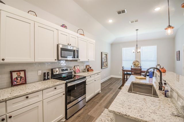 2655 Kathleen Avenue, Dallas, TX 75216