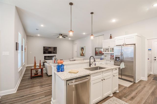2655 Kathleen Avenue, Dallas, TX 75216