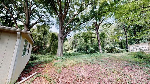 6342 Macon Street, Charlotte, NC 28208