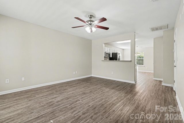 911 Valley Ridge Road, Charlotte, NC 28214