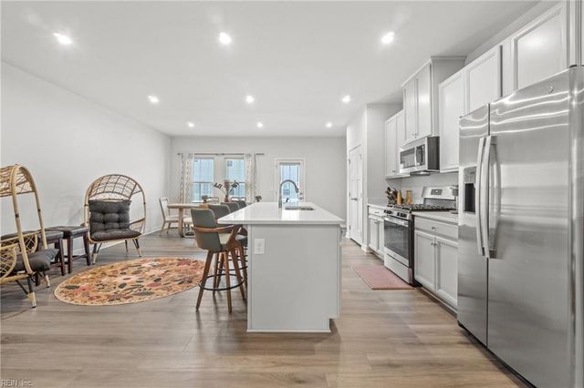 1204 Gunboat DR, Suffolk, VA 23435