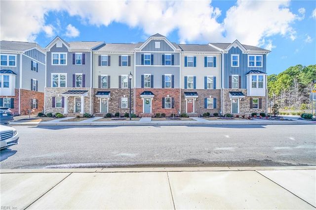 1204 Gunboat DR, Suffolk, VA 23435
