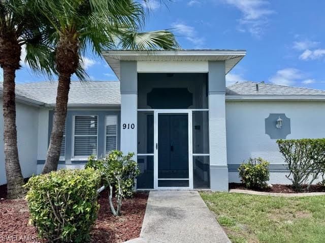 910 SW 3rd AVE, Cape Coral, FL 33991