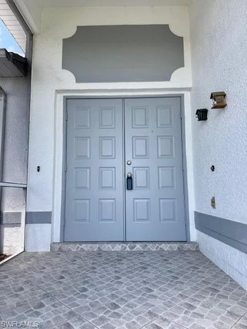 910 SW 3rd AVE, Cape Coral, FL 33991