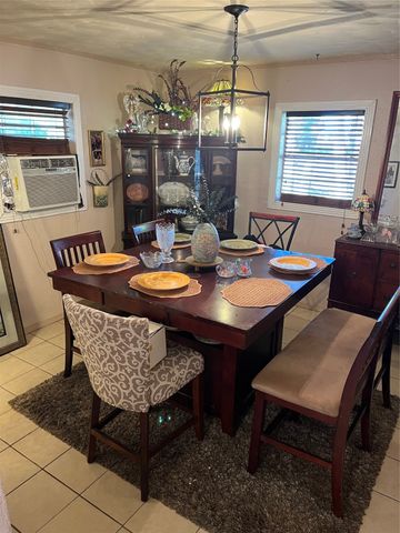 119 Daisy Circle, Gun Barrel City, TX 75156