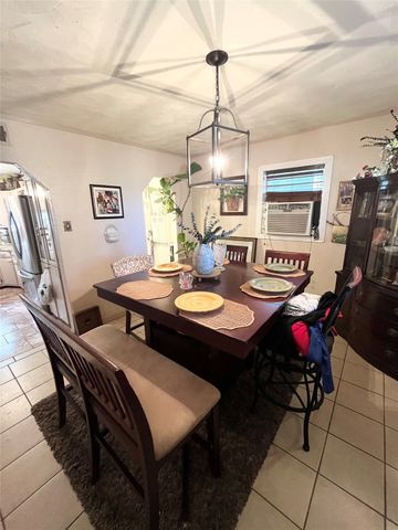 119 Daisy Circle, Gun Barrel City, TX 75156