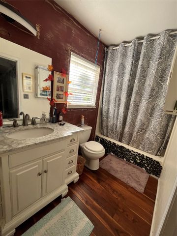 119 Daisy Circle, Gun Barrel City, TX 75156